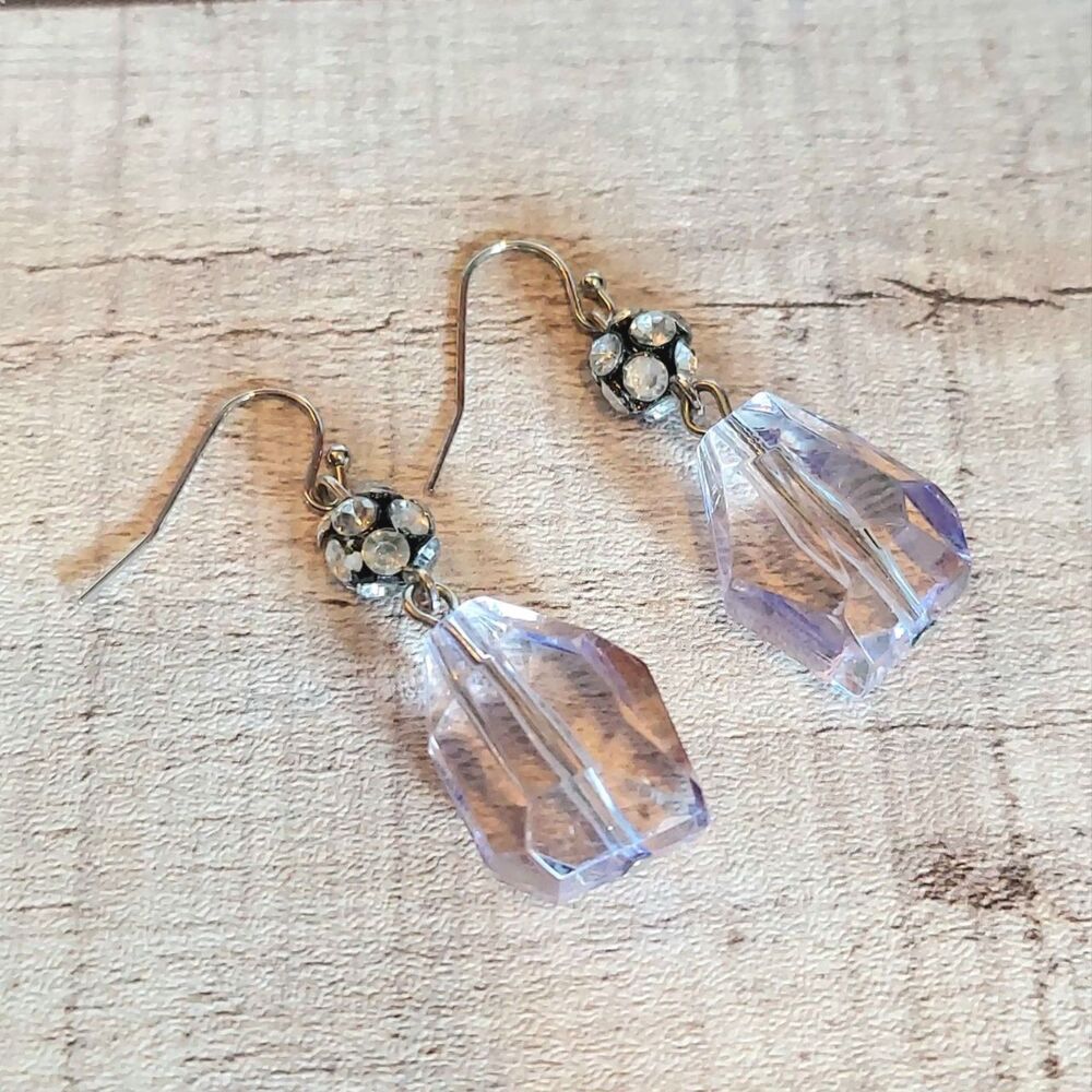 Vintage SImply Vera Vera Wang Acrylic and Rhinestone Earrings Dangle